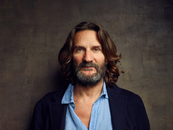 Beigbeder : le climat étouffant de la société du ricanement