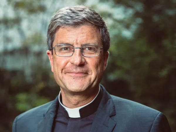 "Pour nous, chrétiens, aujourd’hui, la famille, c’est la cellule qui devrait soutenir la vocation personnelle de chacun"