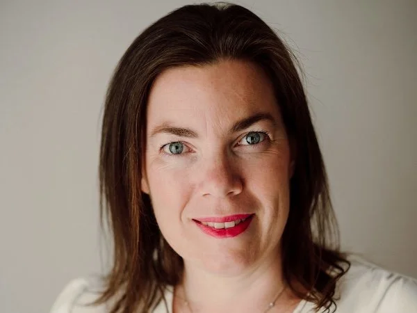 Marine Charvet : "En Asie, Cartier brille aussi par ses engagements"