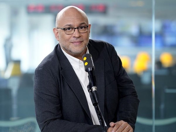 Et Radio Nostalgie conquit les auditeurs…