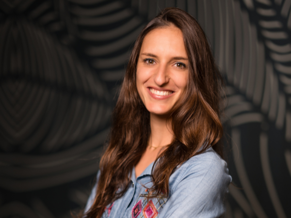 Fanny Moral : “Préparer nos élèves en Afrique pour des métiers qui n’existent pas  encore”