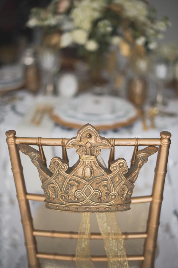 Sheets_Ware_CarrieKingPhotography_BellamintPhotographyroyaltystyledshoot004_low.jpg