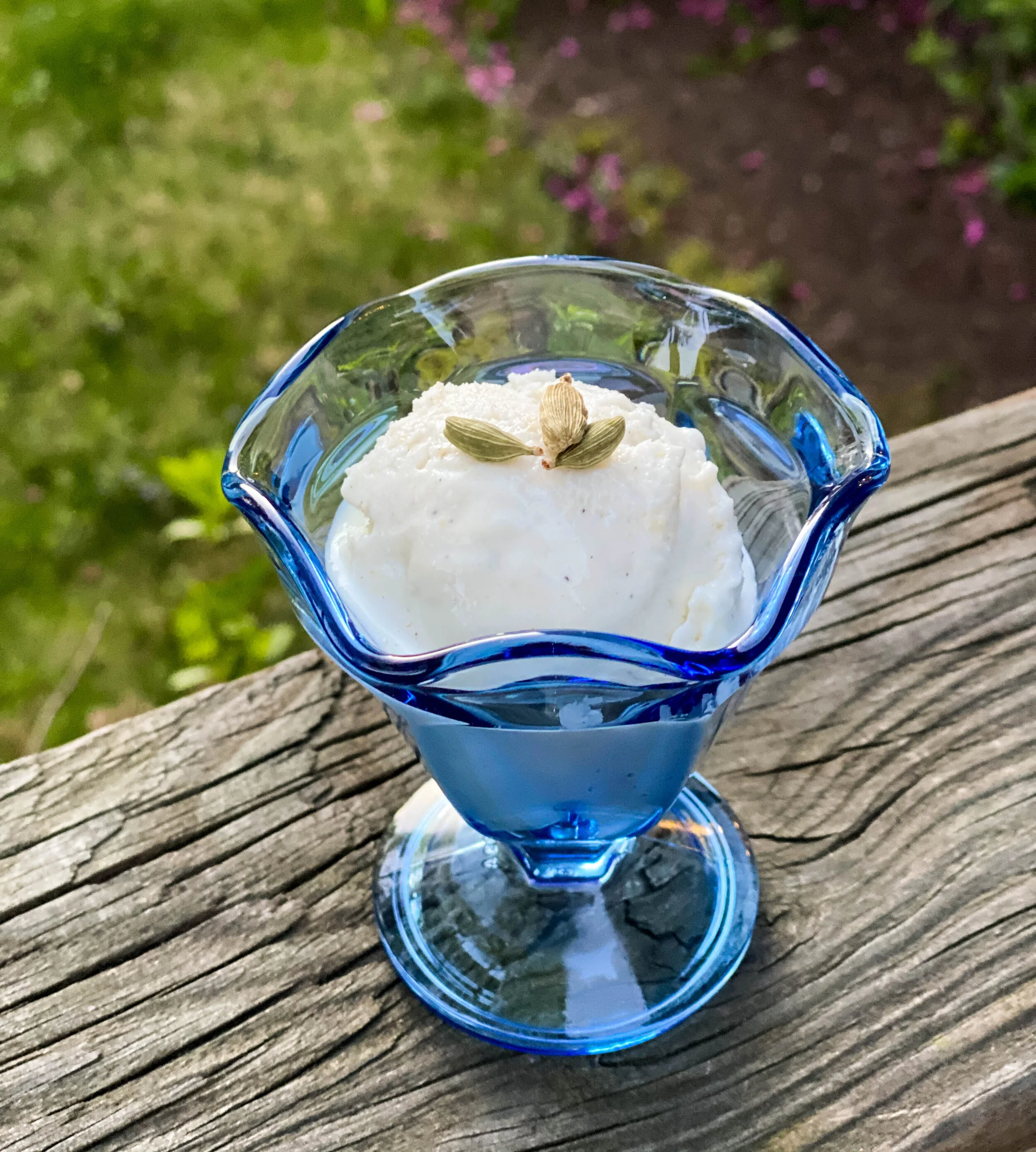 Cardamom Banana Frozen Yogurt