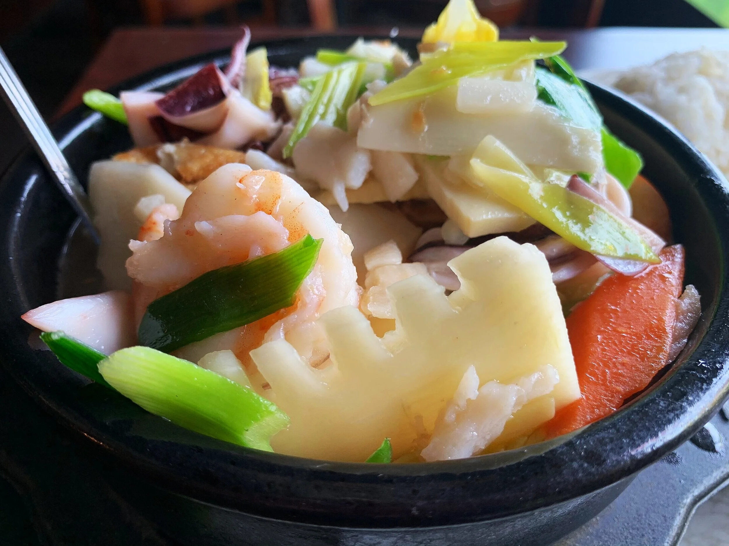 DUMPLING KINGDOM, Allston: The Seafood &amp; Tofu Hot Pot