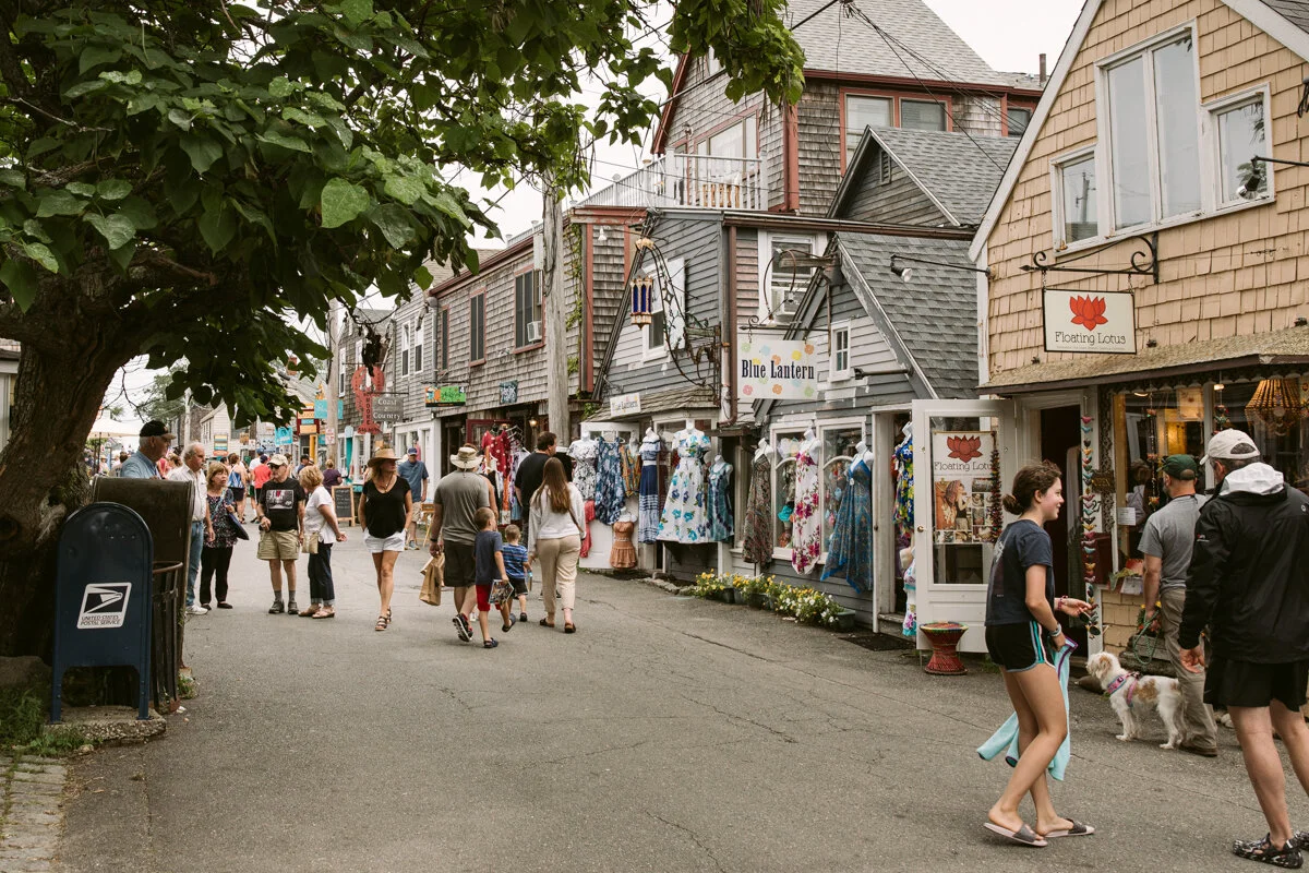 Shopping on Bearskin Neck, Rockport