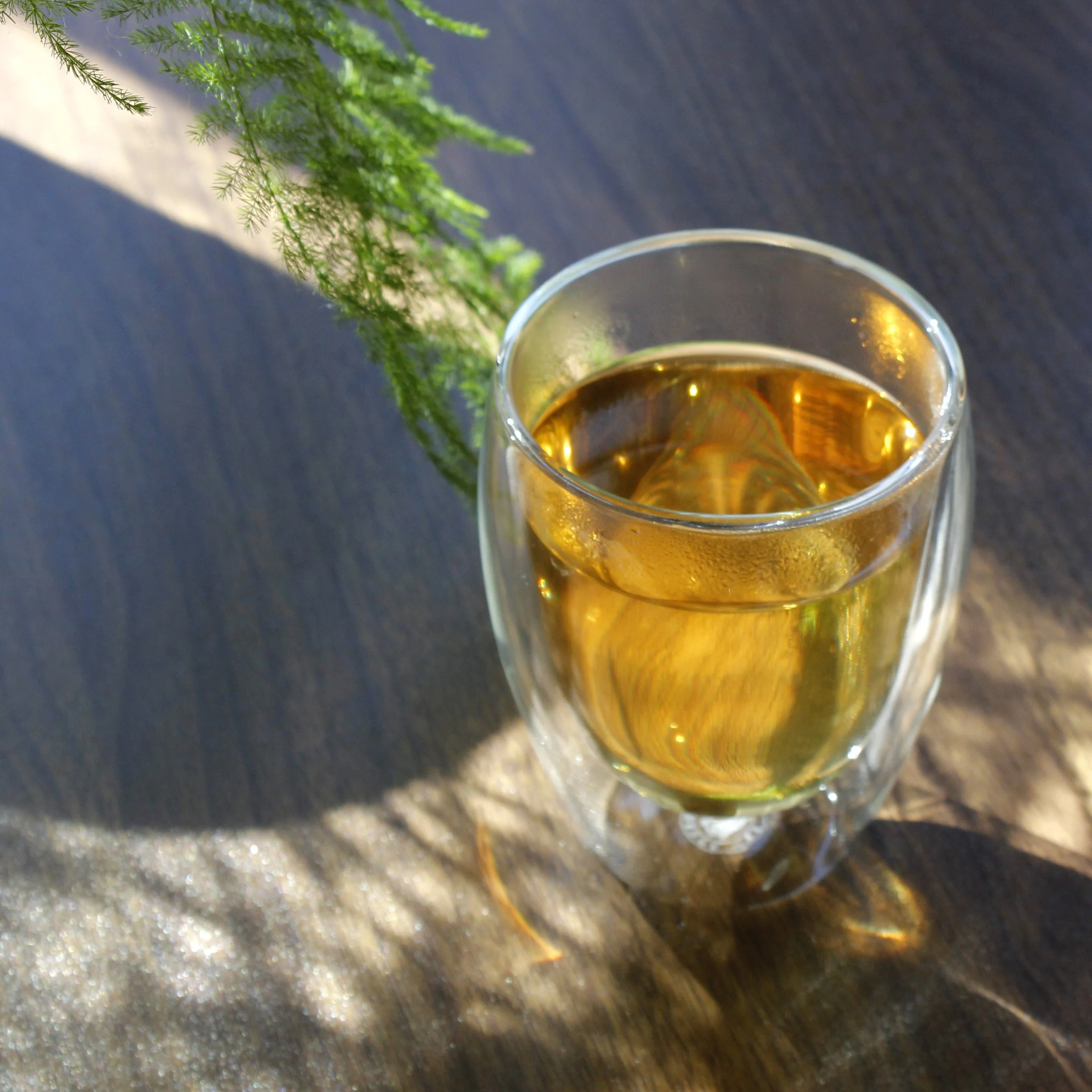 white-peach-white-whole-leaf-loose-tea-itw2-2021.jpg