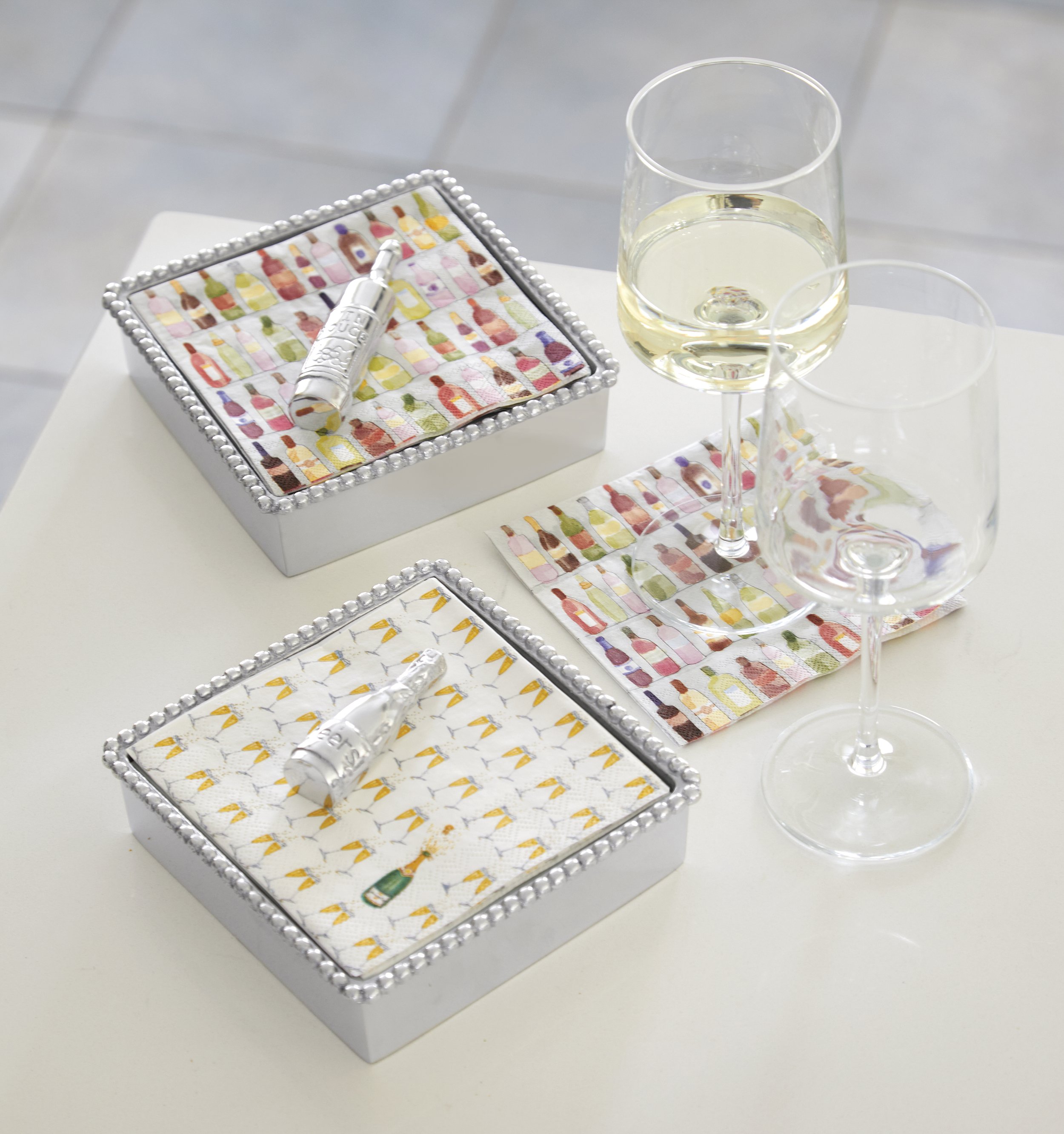 finelinewineglassnapkinboxv2_fh23.jpeg