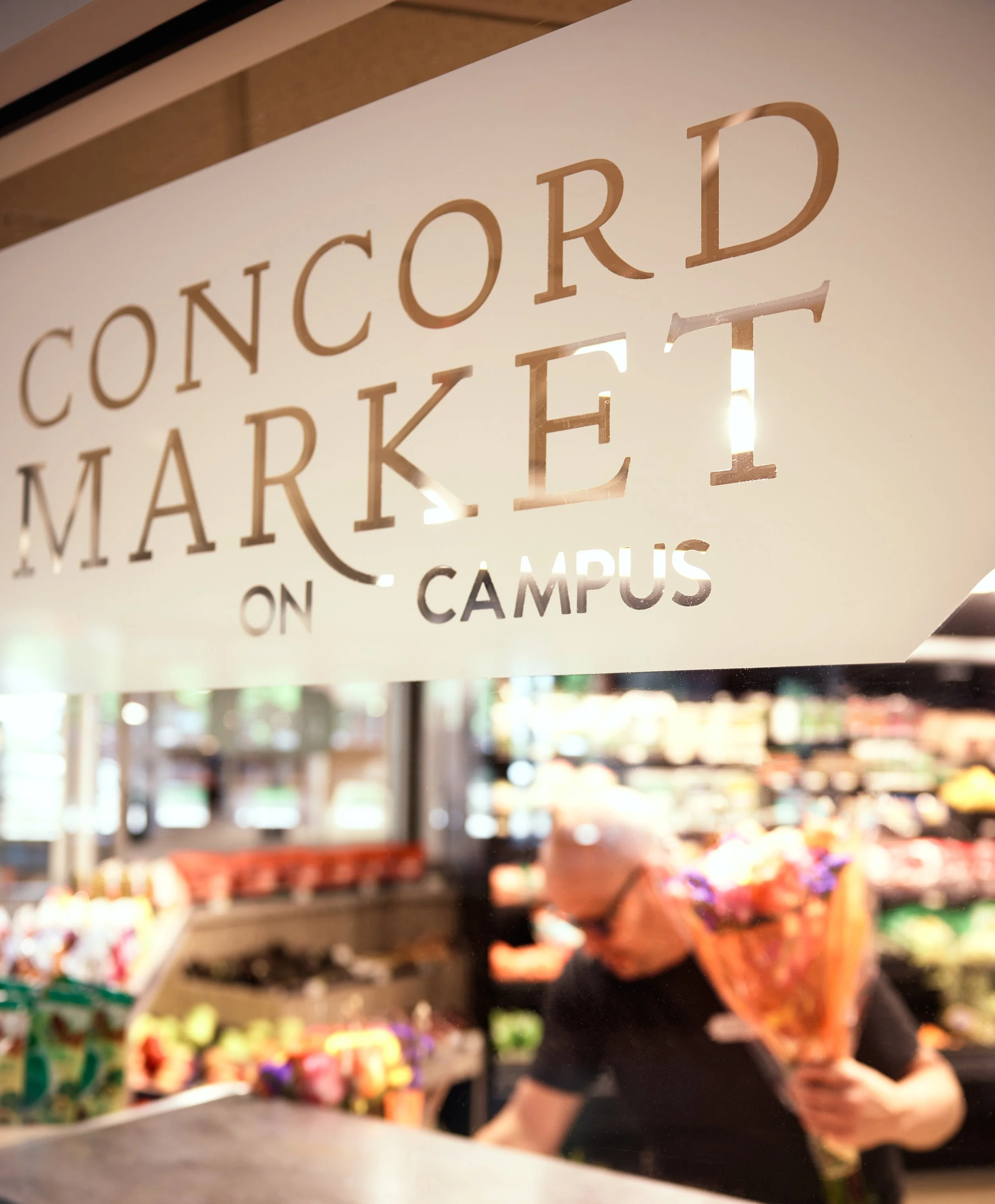 Piazza_EB-ConcordMarketMIT-0267.jpg
