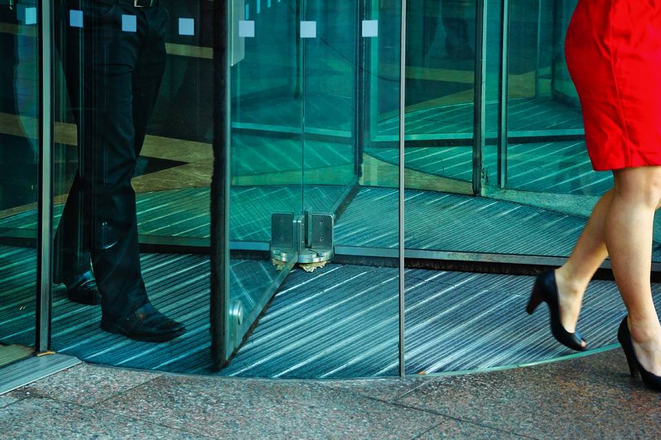 When it comes to superstar employees, many extraordinary leaders have built outstanding companies not by hoarding great people for themselves, but by mastering the flow of talent through their organizations, writes Sydney Finkelstein. PHOTO: ISTOCKPHOTO/GETTY IMAGES