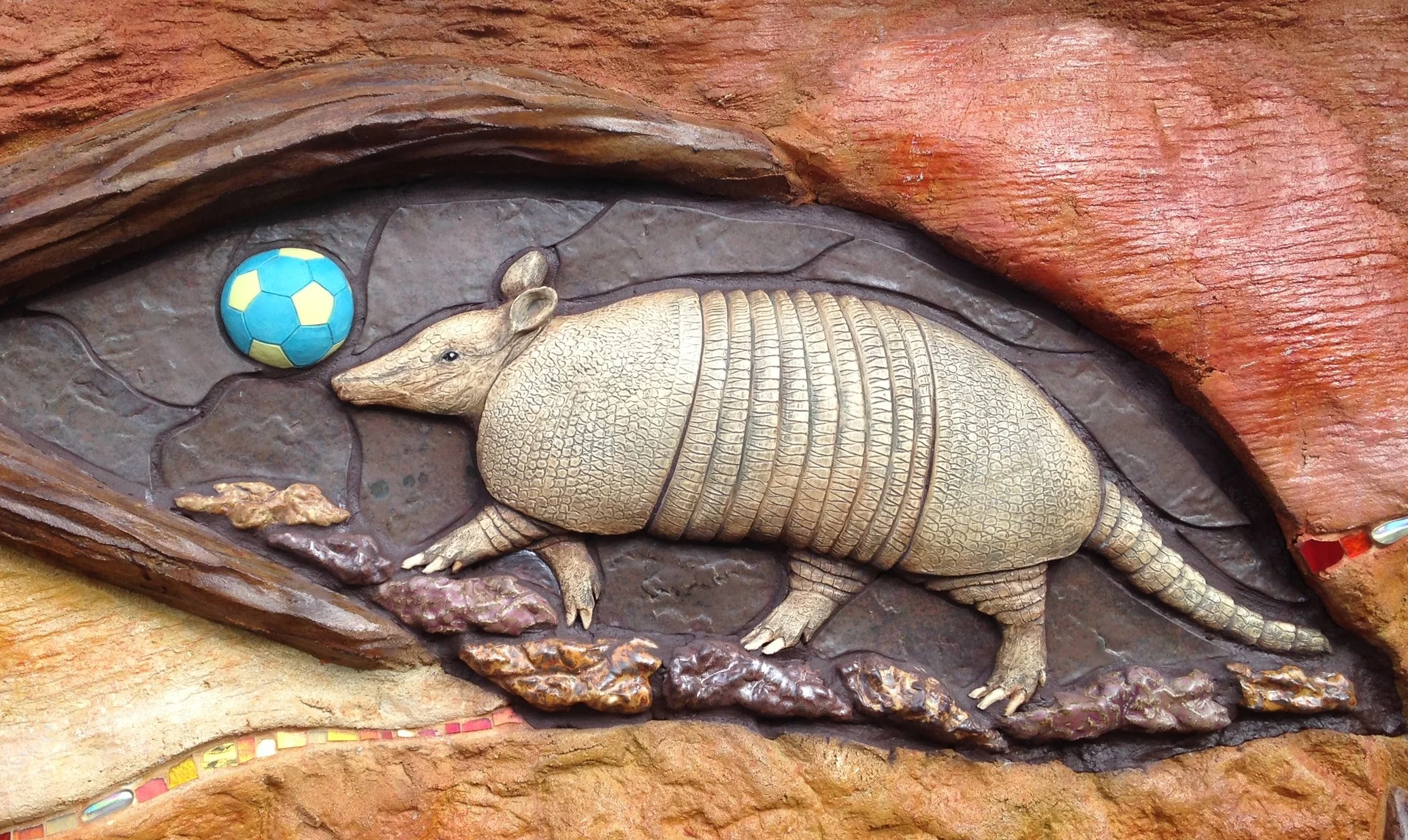 Murano Studios knows how to sculpt armadillo feet!