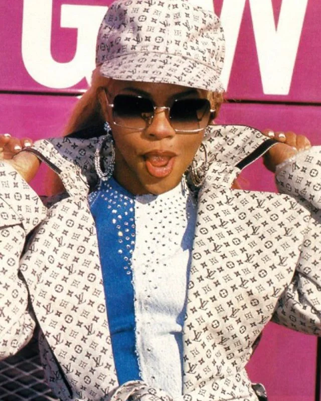 Why you acting like you don&rsquo;t have any options, everybody know that you&rsquo;re a star 🌟