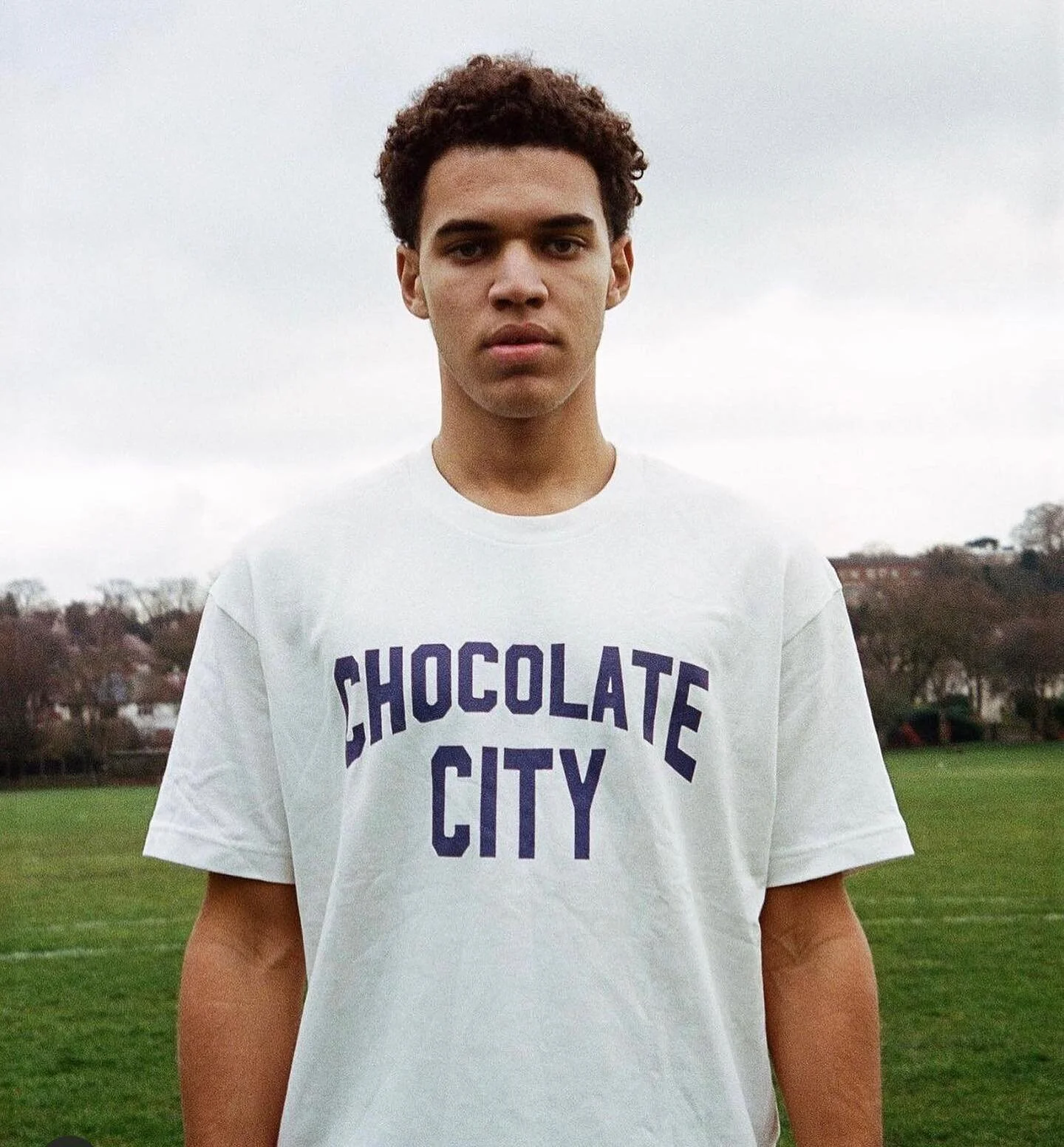 Introducing our newest brand @ol_newyork || From their apparel to their instagram feed, their aesthetic is timeless! Excited to have them apart of the Gift Shop fam 🙌🏽