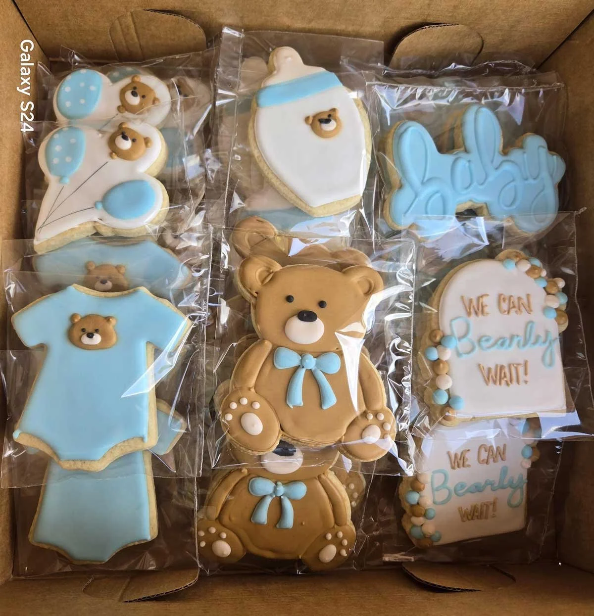 bearly wait baby shower cookies
