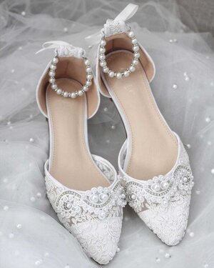 Must Have Wedding Accessories for the Bride