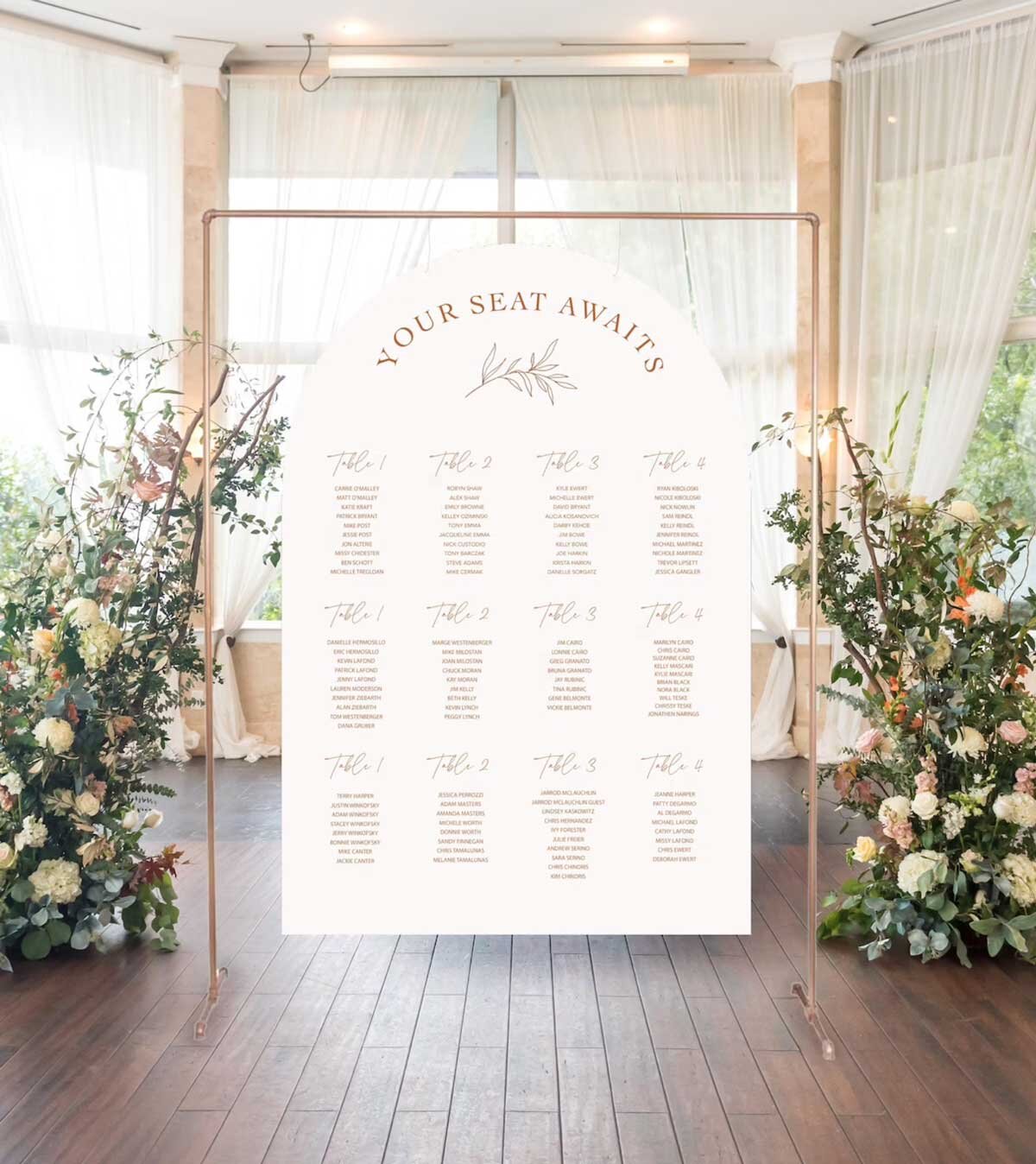 Acrylic Wedding Welcome Sign Trends | Unique Wedding Signage