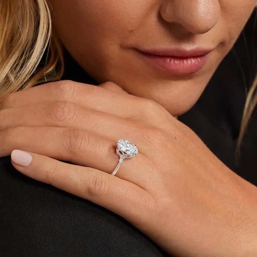 Nadia Diamond Ring in 18K White Gold