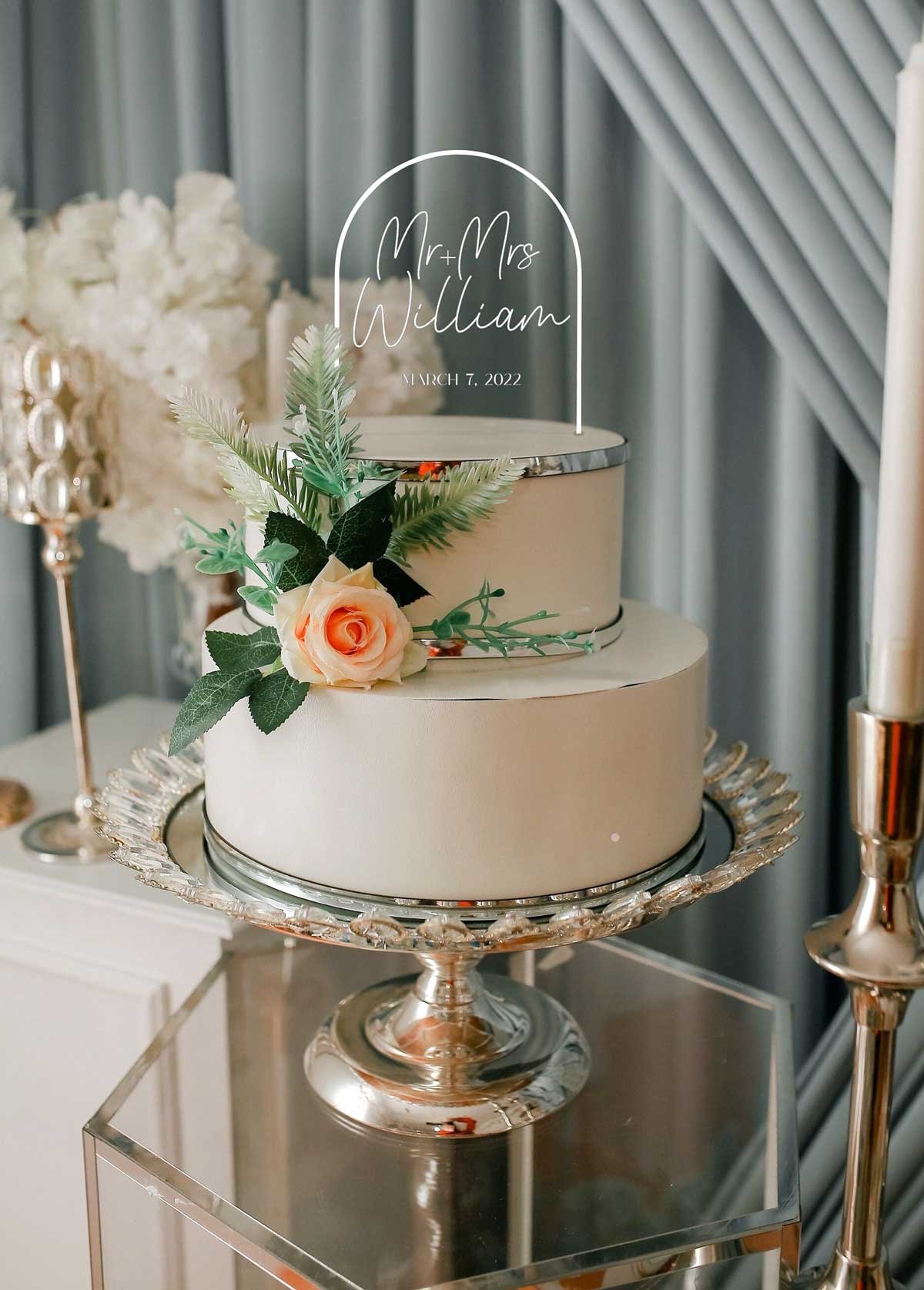 15 Awesome DIY Wedding Cake Topper Ideas