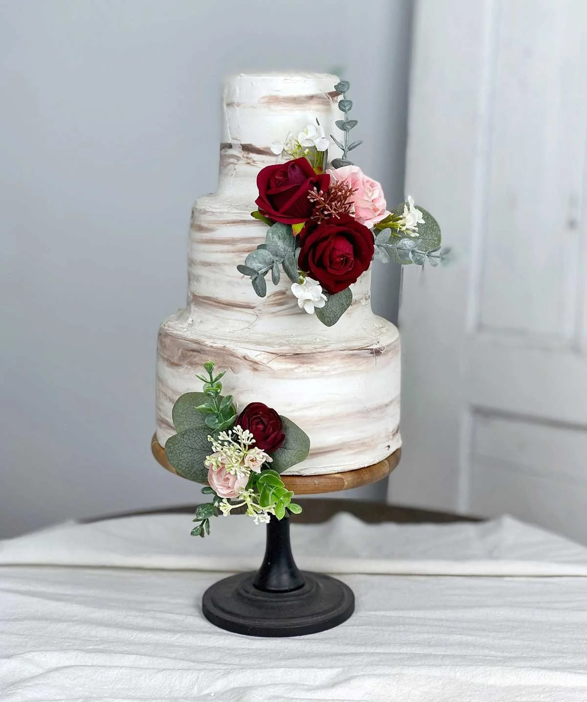 18 Breezy Burgundy & Navy Blue Wedding Theme Ideas You Will Love