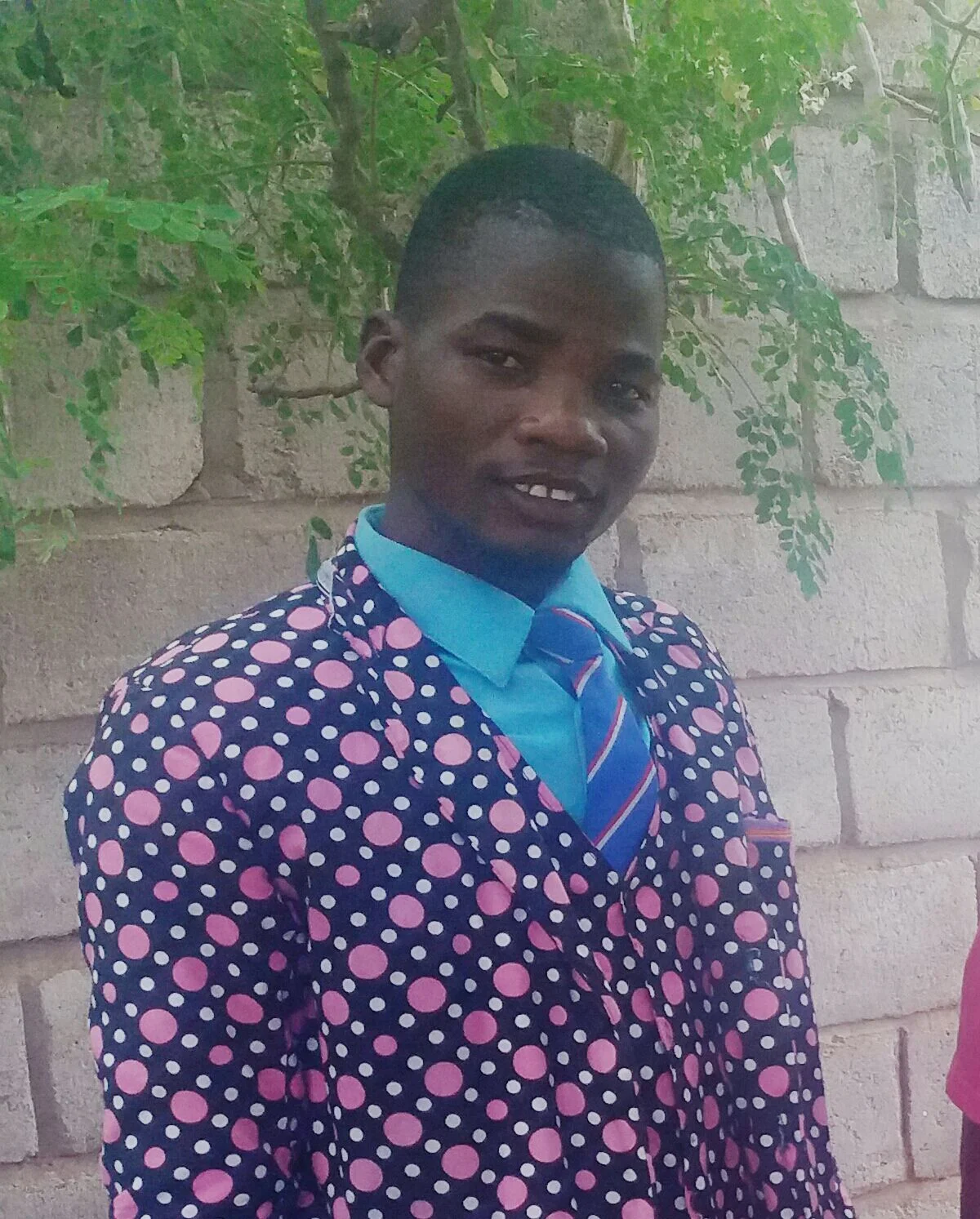 John Lungu, Teacher Supervisor Katete John joined Impact Network in 2015 as a teacher at Mkale Community School. Prior to that he worked as a dispatch clerk at Universal Leaf. In 2017 he was assigned to be Teacher in Charge at Mkale and handle grade 7. In December 2017 he was selected to be a Teacher Supervisor to work on teacher training and supporting teachers with professional development. This year he will be starting a course in Computer Science at the Copperbelt University through the open learning college. 