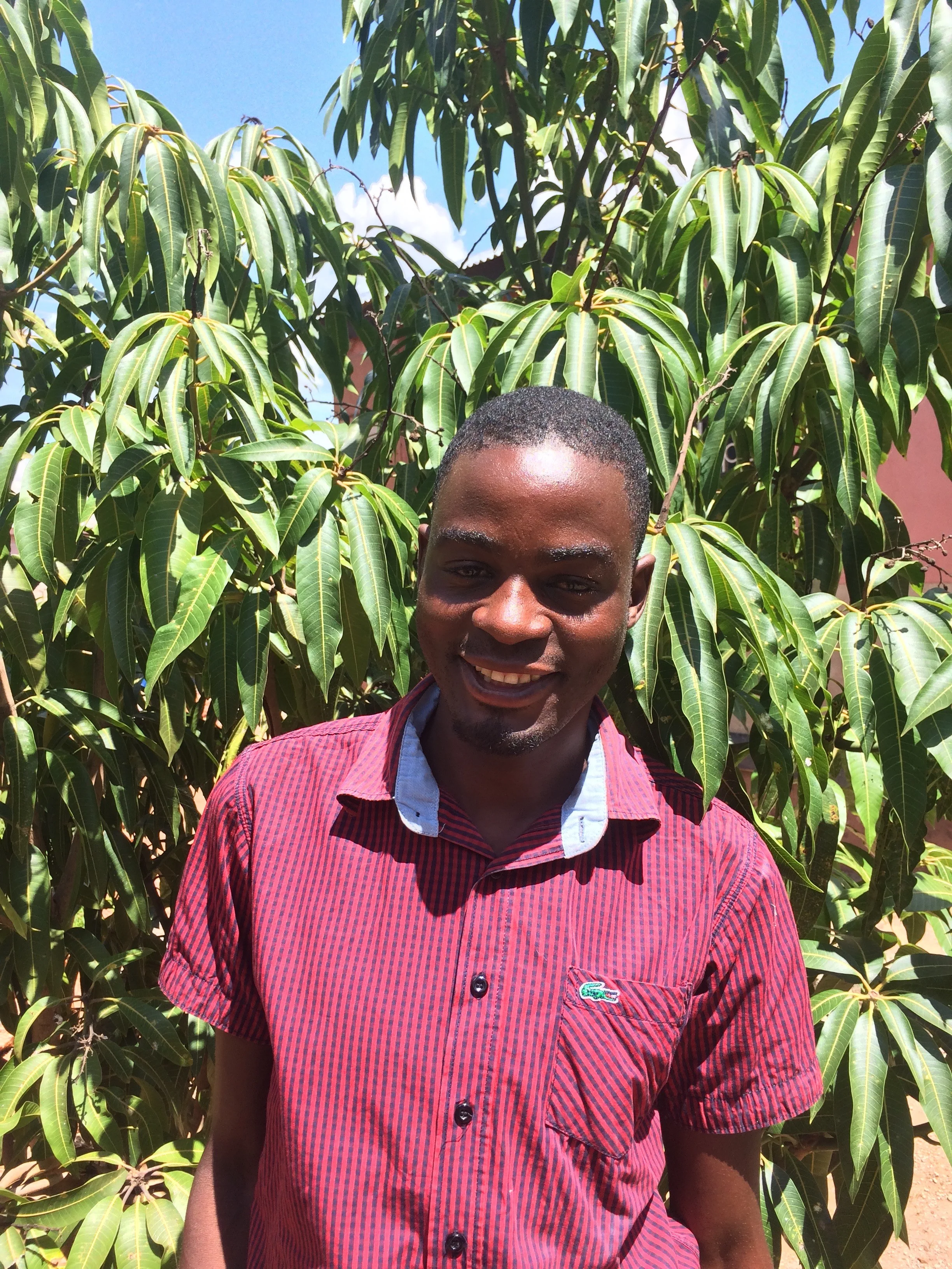 Jackson Siwo, Teacher Supervisor Petauke North Jackson Siwo is a Teacher Supervisor at Petauke North and holds a Diploma in Early Childhood Education. He joined Impact Network in April 2015 as a Grade 1 teacher. In 2016, he was promoted to Teacher in Charge at Zatose Community School, and in 2017, he began as a Teacher Supervisor for Petauke North.