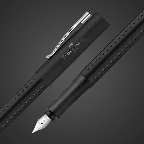 Grip-black pen.jpg