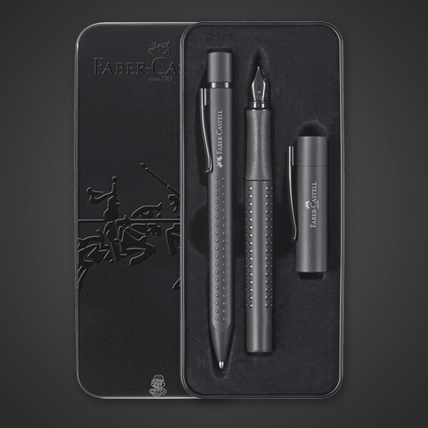 Grip-black giftset.jpg