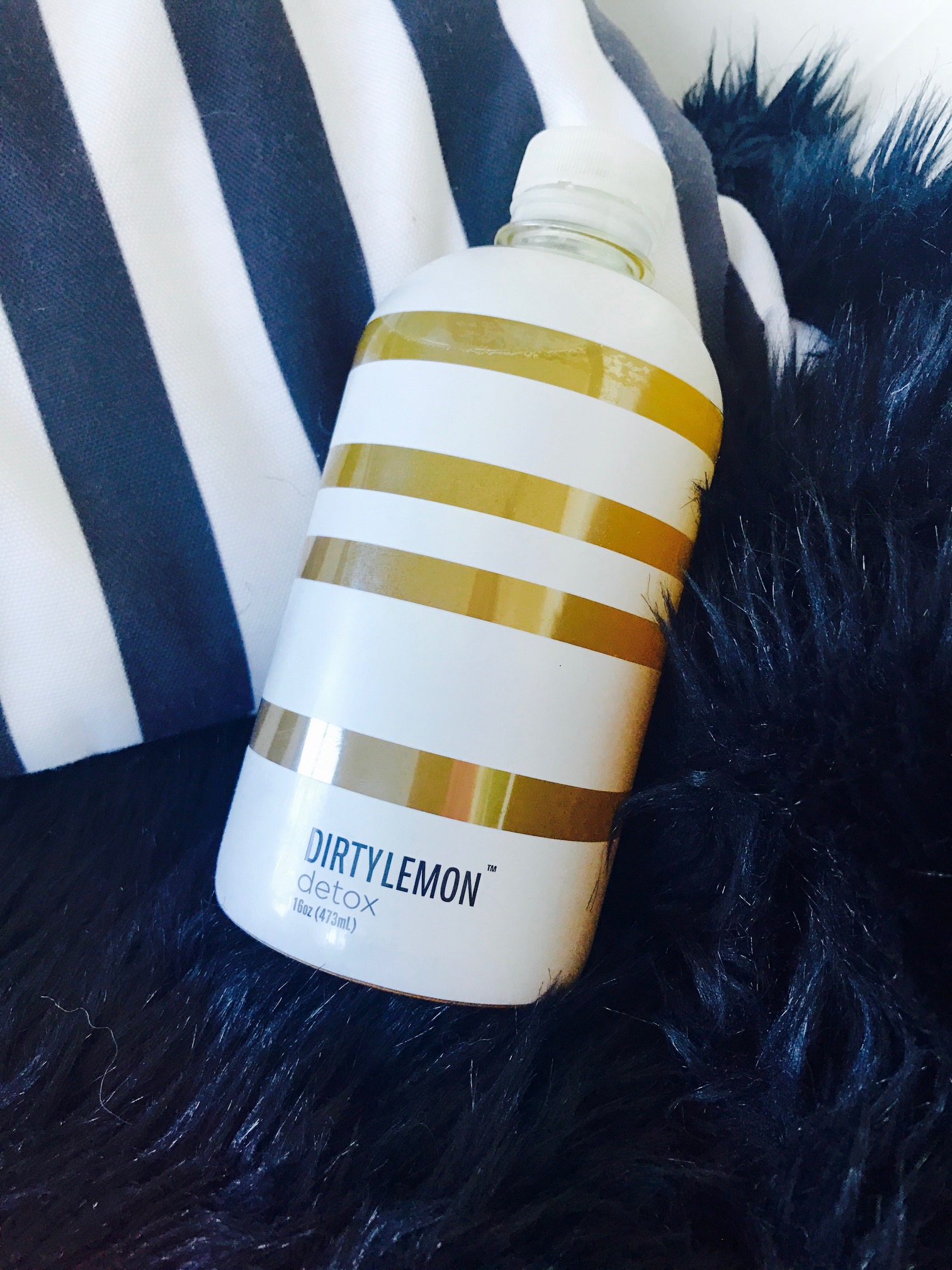 Hello, my name is Magdalena and I am a wellness junkie! I get sold on anything detox very easily. No self control whatsoever, when it comes to that. So I purchased the dirty lemon detox. It has lemon, charcoal, dandelion root and all that good stuff. I really loved it. Especially their cute striped bottles, which are very cool to carry around. I honestly think the bottles are the main reason I even purchased the detox LOL. So I decided to reuse them and put my own lemon concoction inside and it has gotten me into drinking it more often than ever. I added a little something for clearer skin too !!! My Own Dirty Lemon Detox Recipe: 1 serving 16 oz filtered water - water is everything when it comes to skincare. Drink as much as you can. juice of 1 fresh lemon - detoxifying and has a ton of anti-oxidants to help slow aging process 1 tbs raw apple vinegar - balances pH level of your skin and body 1 tsp honey - anti- inflammatory 1 tsp turmeric powder - kills acne bacteria, anti - inflammatory and boosts immune system Blend and enjoy. Best on an empty stomach first thing in the morning. Personally, I pre- make 6 bottles and refrigerate, so I have it for the whole week. Saves me a lot of time in the morning and I am more consistent that way. 