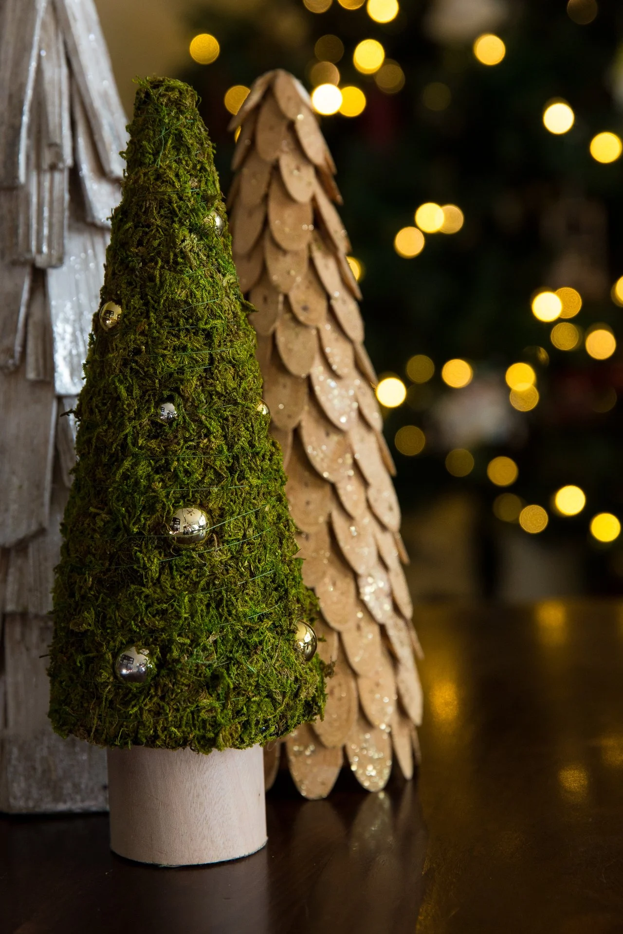 christmas_tree_figurines_home_decor-1280x1920.jpg
