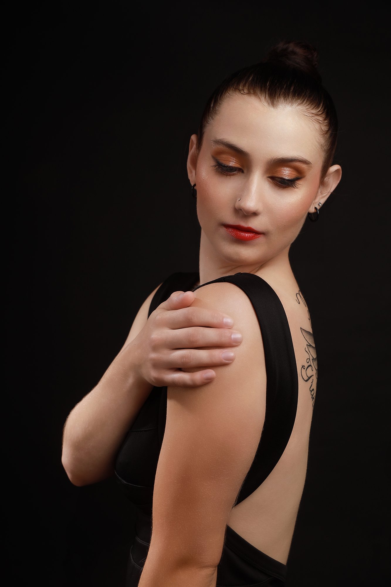 Kendra_Anna_Beauty_002web.jpg