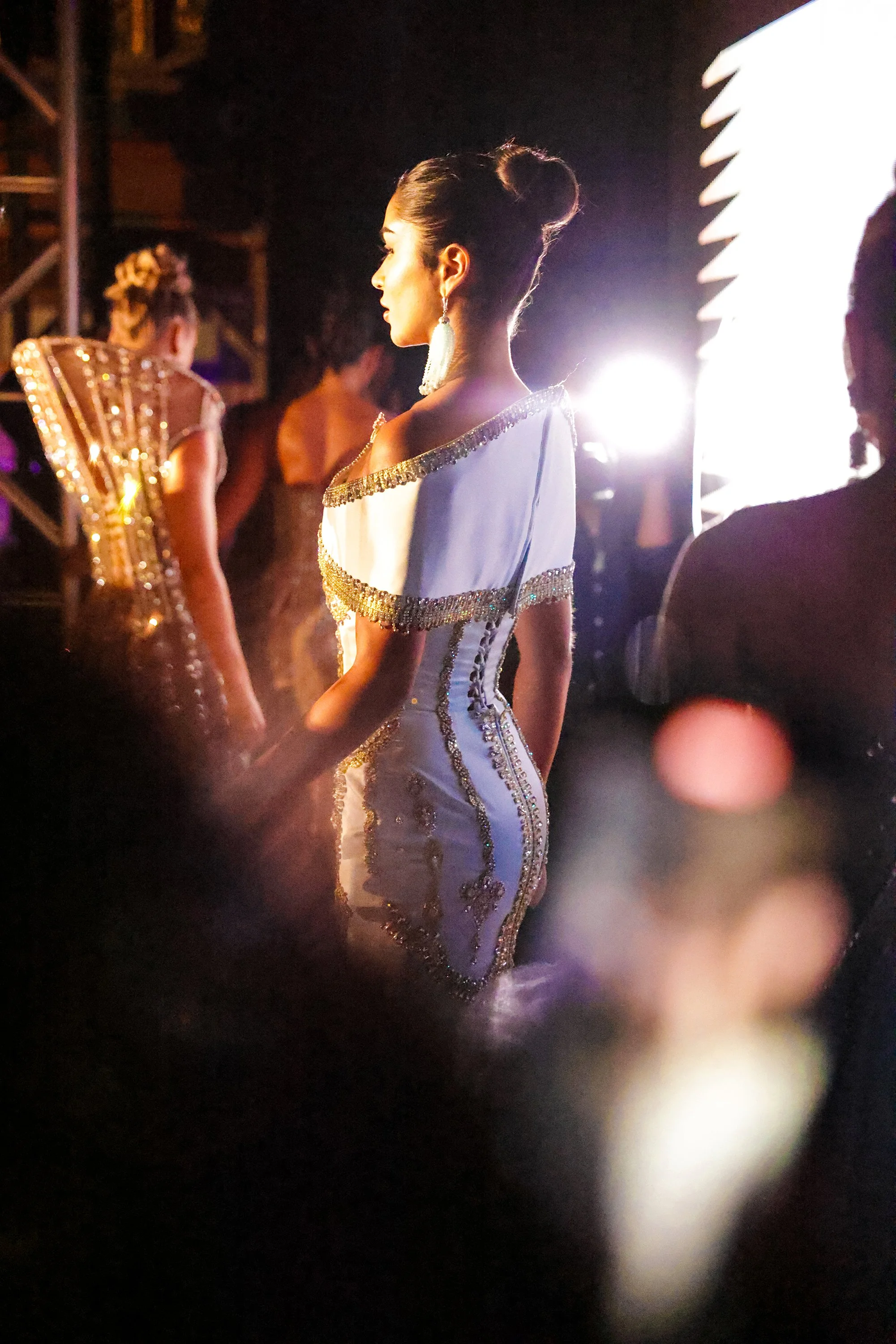 Backstage_press@artheartsfashion_091425056 copy.jpg