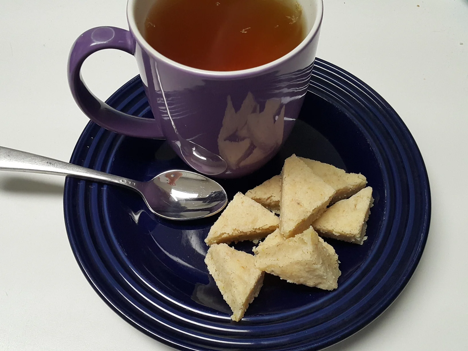 A light, flakey, buttery cookie.