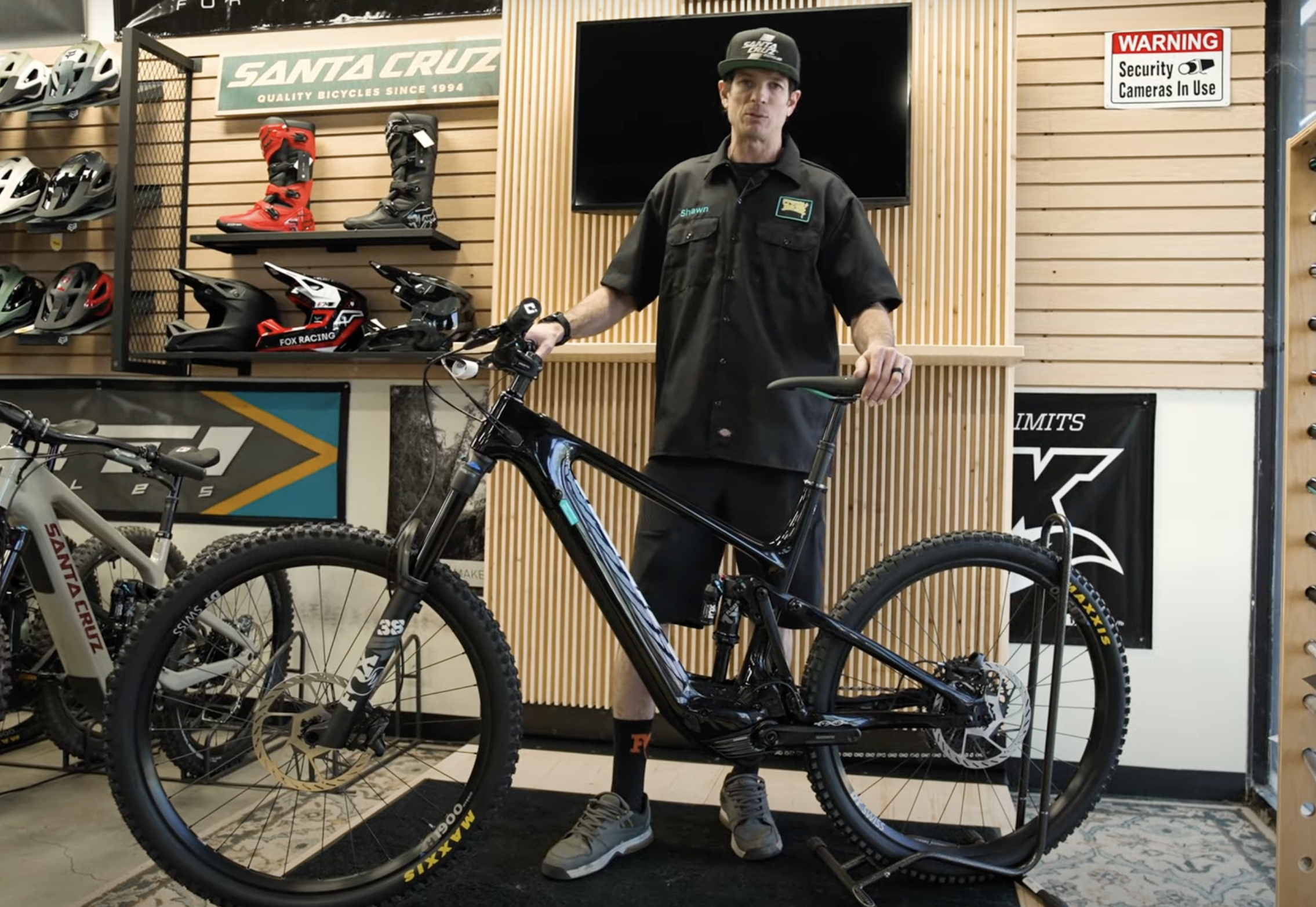 The Dynamic Yeti 160e - Deeper Dive with Shawn from Fresh Bikes