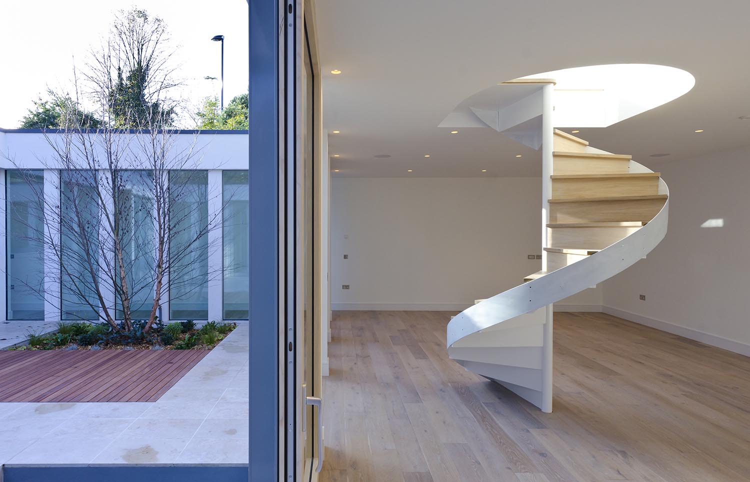 The London House_Ashley Gendek_32.jpg
