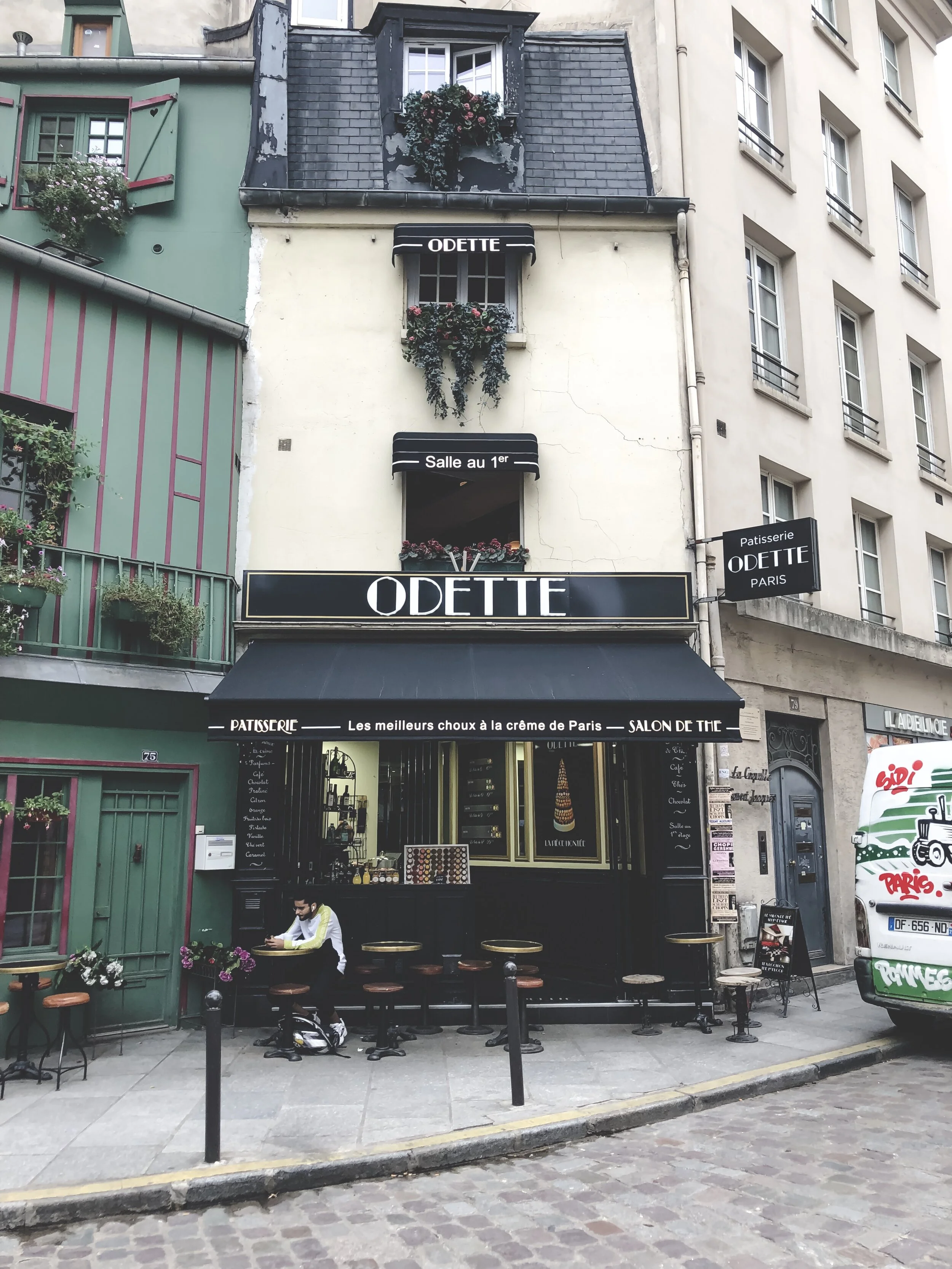 VickyHopkins-Paris7.JPG