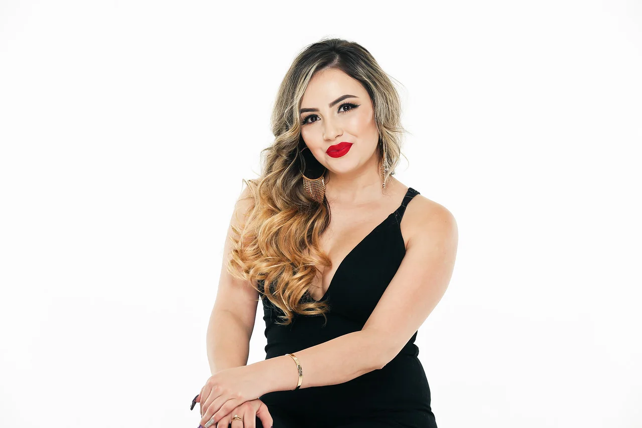 Alicionna Espinoza- MODEL CALL STYLIST