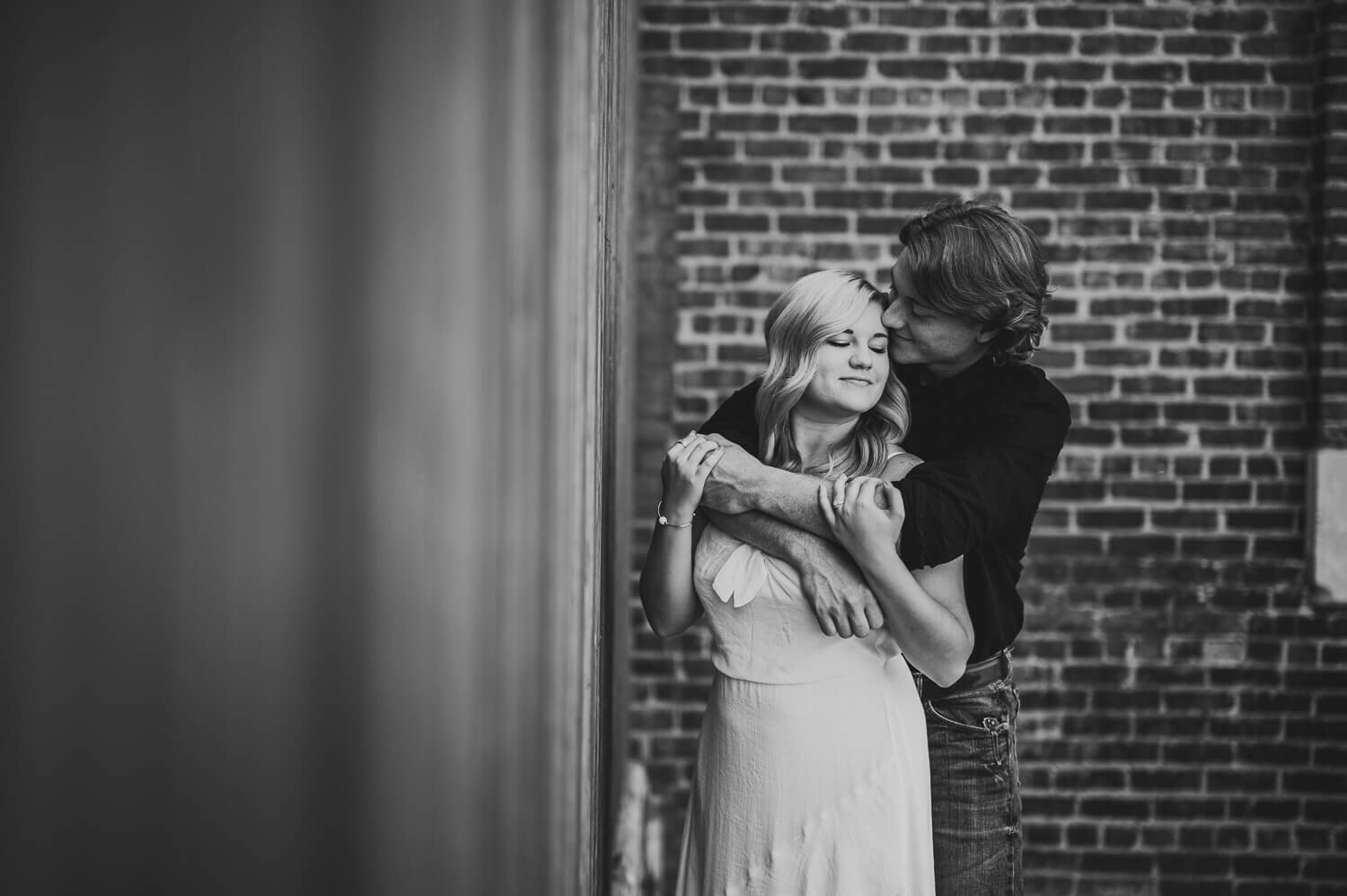 downtown peoria il engagement session-7.jpg