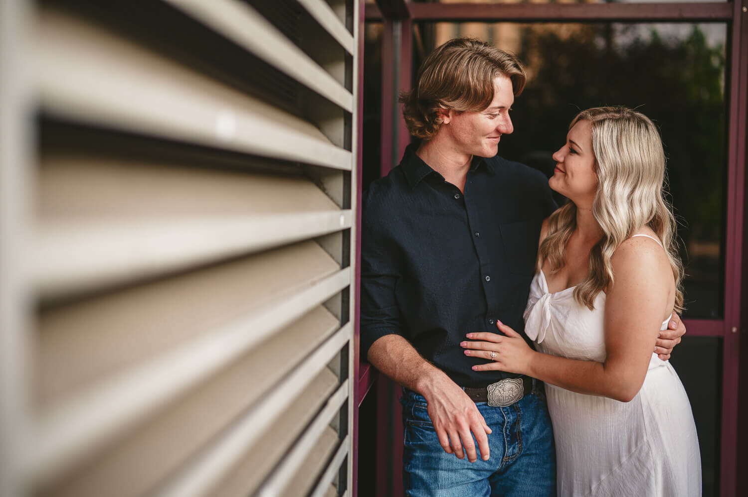 downtown peoria il engagement session-17.jpg