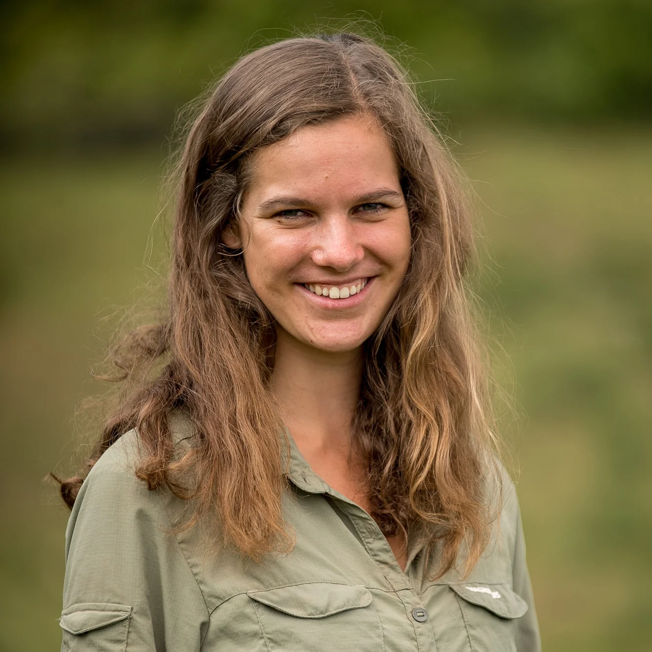 Nora Bergner | Instameets Der Schwarzwald, scheinbar unendliche Weiten mit tiefen dunklen Wäldern ist eine besondere Region für mich. Sehnsuchts- und Zufluchtsort nicht nur von Dichtern und Denkern, kann hinter jedem Baum eine neue Entdeckung lauern. Es ist ein Ort, welcher zum Sammeln einlädt - zum Sammeln von Erinnerungen und Geschichten, und zum inspiriert werden. Und ja, auch um die Natur in vollen Zügen zu genießen. Wenn es dann mal wieder heißt “Ich und mein Holz”, weiß jeder wovon die Rede ist.