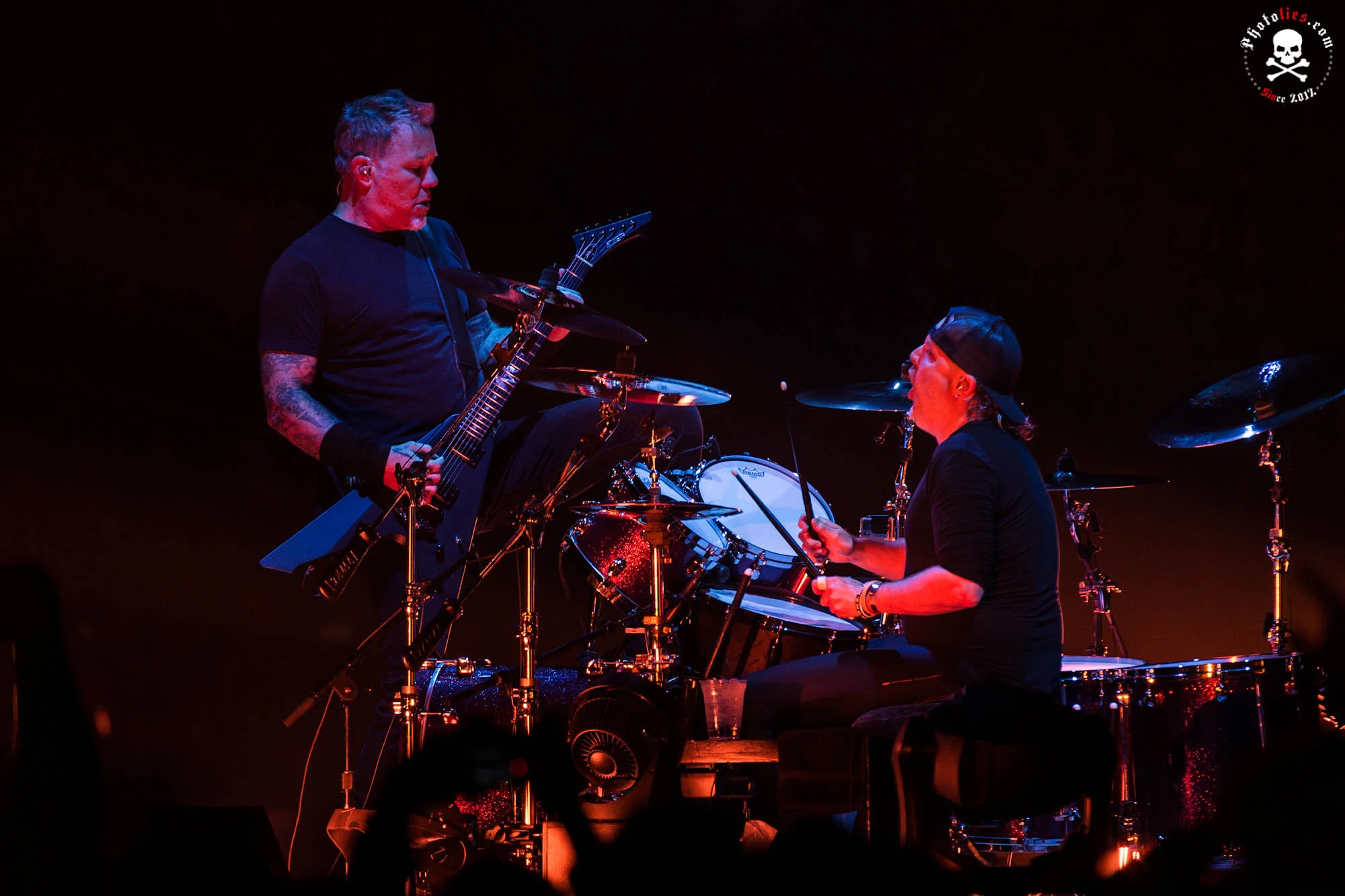 Metallica-6.jpg