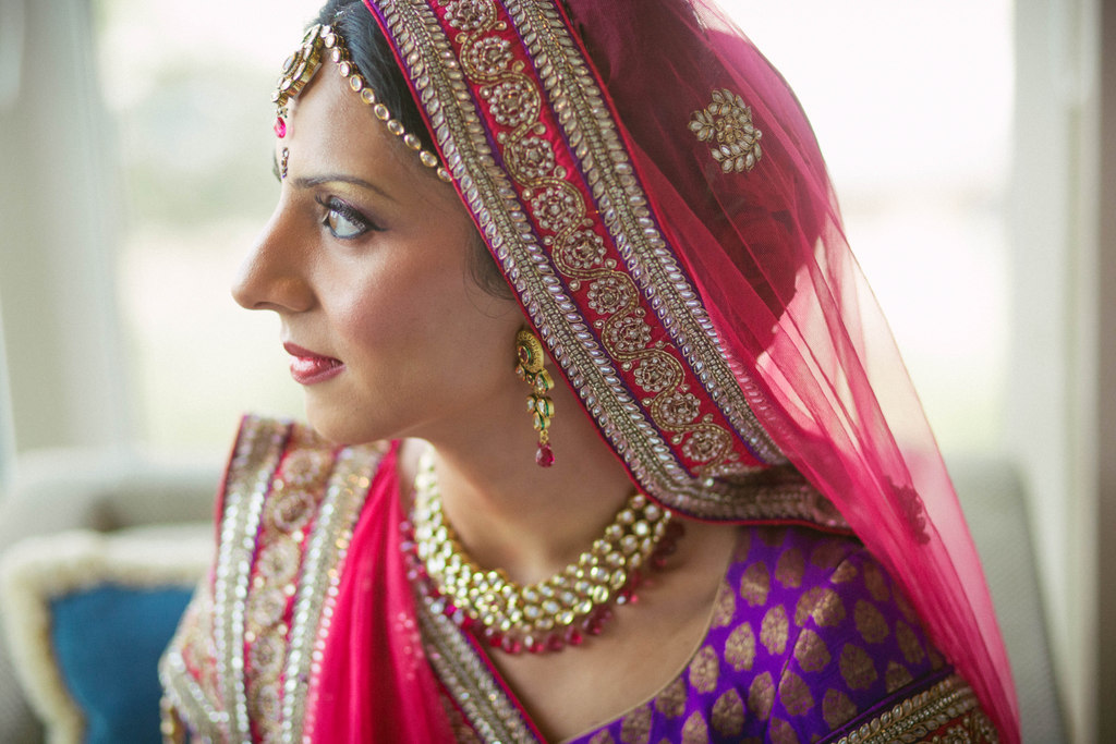 hindu-wedding-mumbai-into-candid-photography-dk-10.jpg