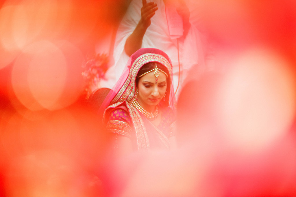 hindu-wedding-mumbai-into-candid-photography-dk-34.jpg