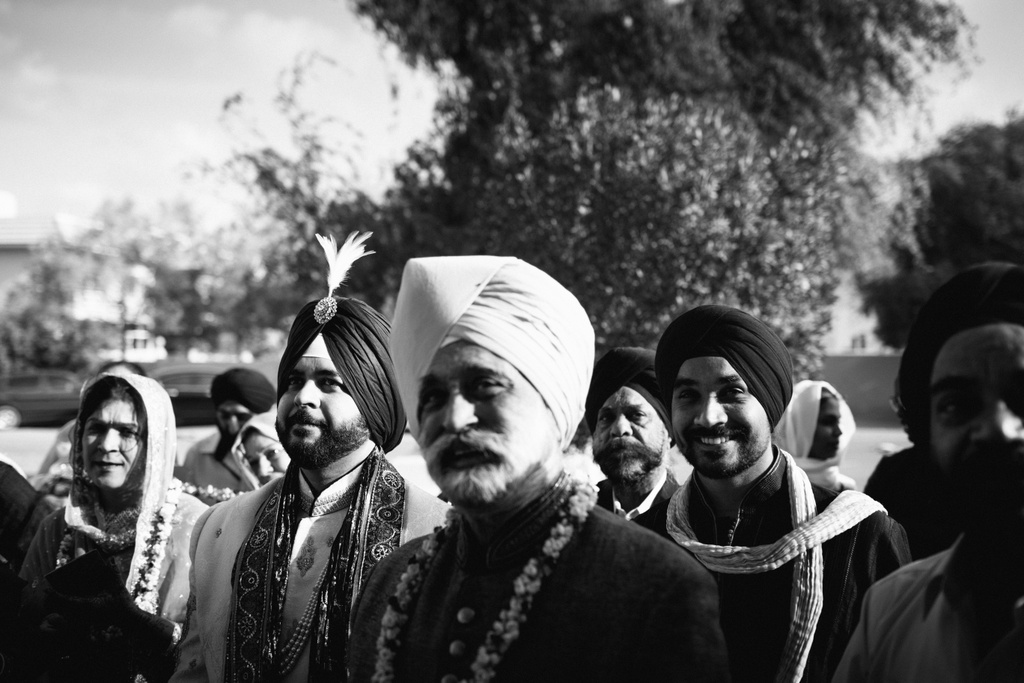 destination-dubai-sikh-wedding-into-candid-photography-pd-0025.jpg