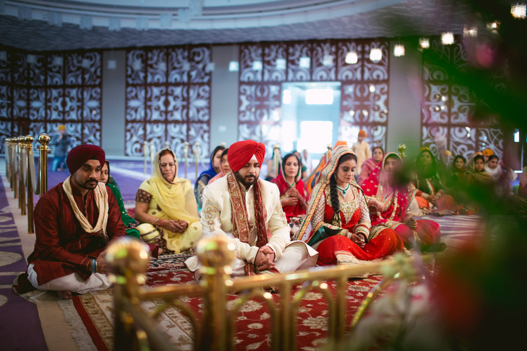 destination-dubai-sikh-wedding-into-candid-photography-pd-0031.jpg