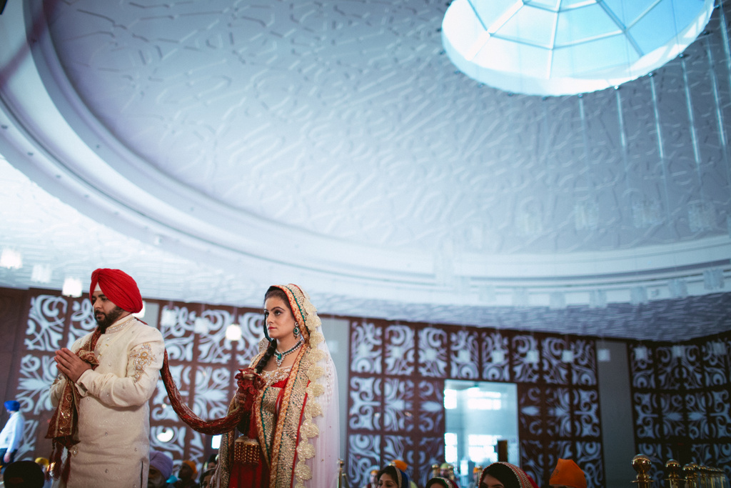 destination-dubai-sikh-wedding-into-candid-photography-pd-0038.jpg