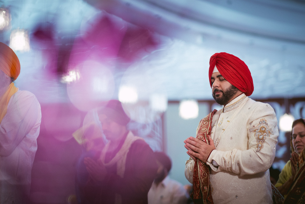 destination-dubai-sikh-wedding-into-candid-photography-pd-0047.jpg