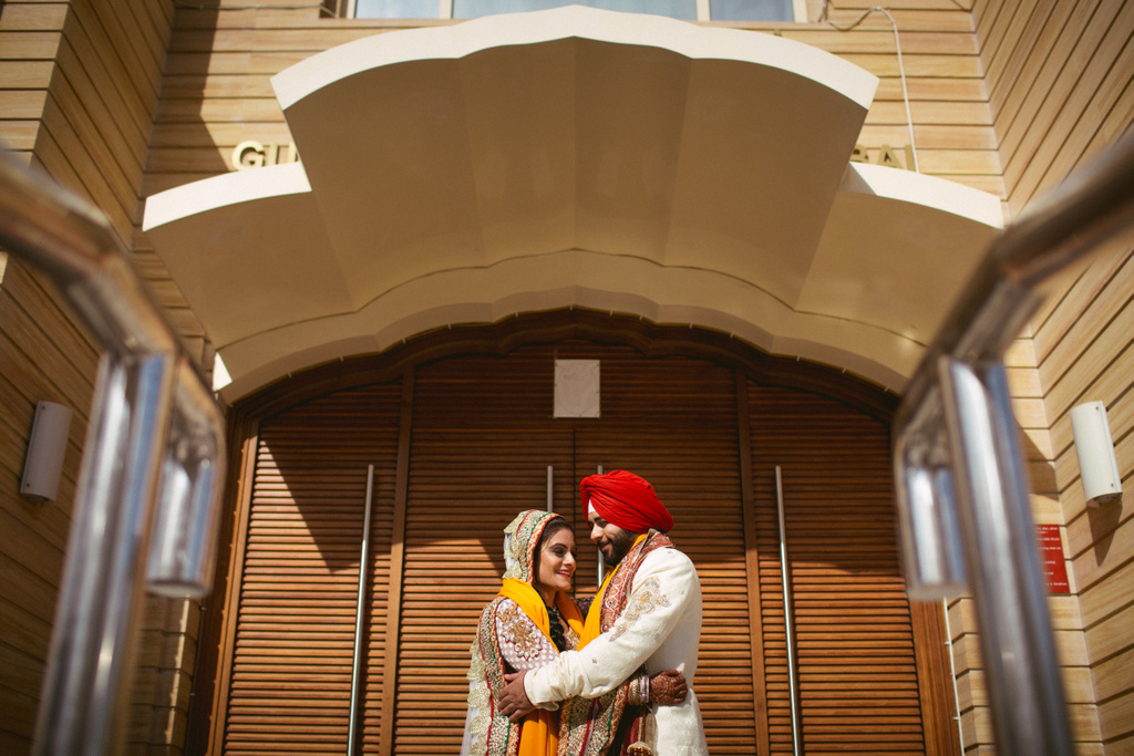 destination-dubai-sikh-wedding-into-candid-photography-pd-0053.jpg