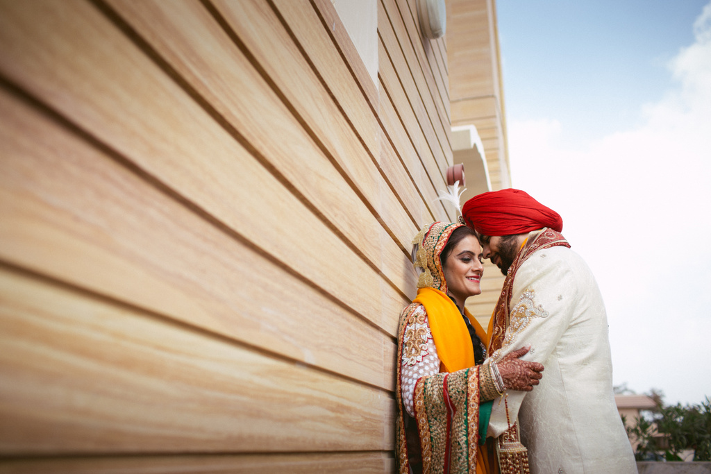 destination-dubai-sikh-wedding-into-candid-photography-pd-0055.jpg