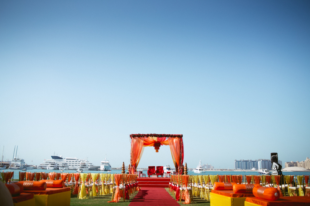 destination-dubai-hindu-wedding-into-candid-photography-pd-00032.jpg
