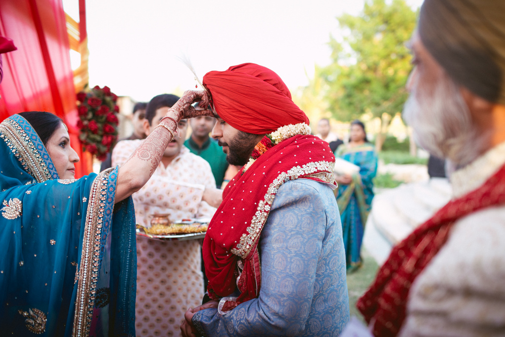 destination-dubai-hindu-wedding-into-candid-photography-pd-00291.jpg