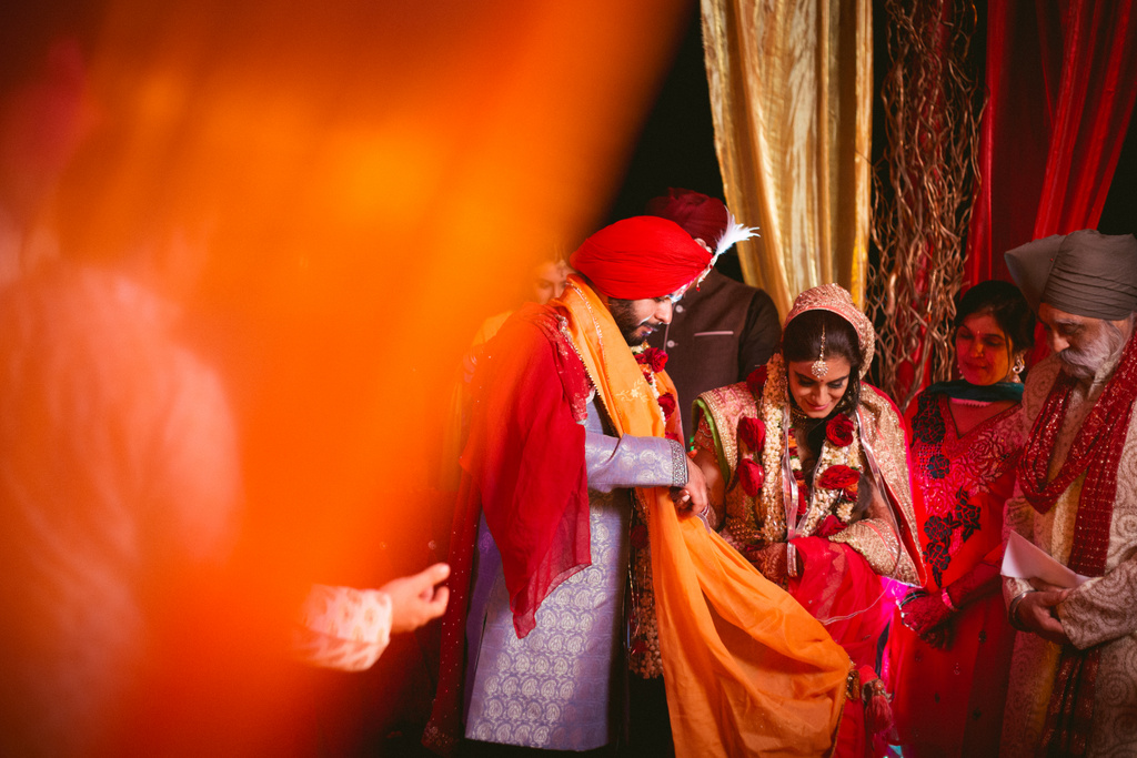 destination-dubai-hindu-wedding-into-candid-photography-pd-00631.jpg